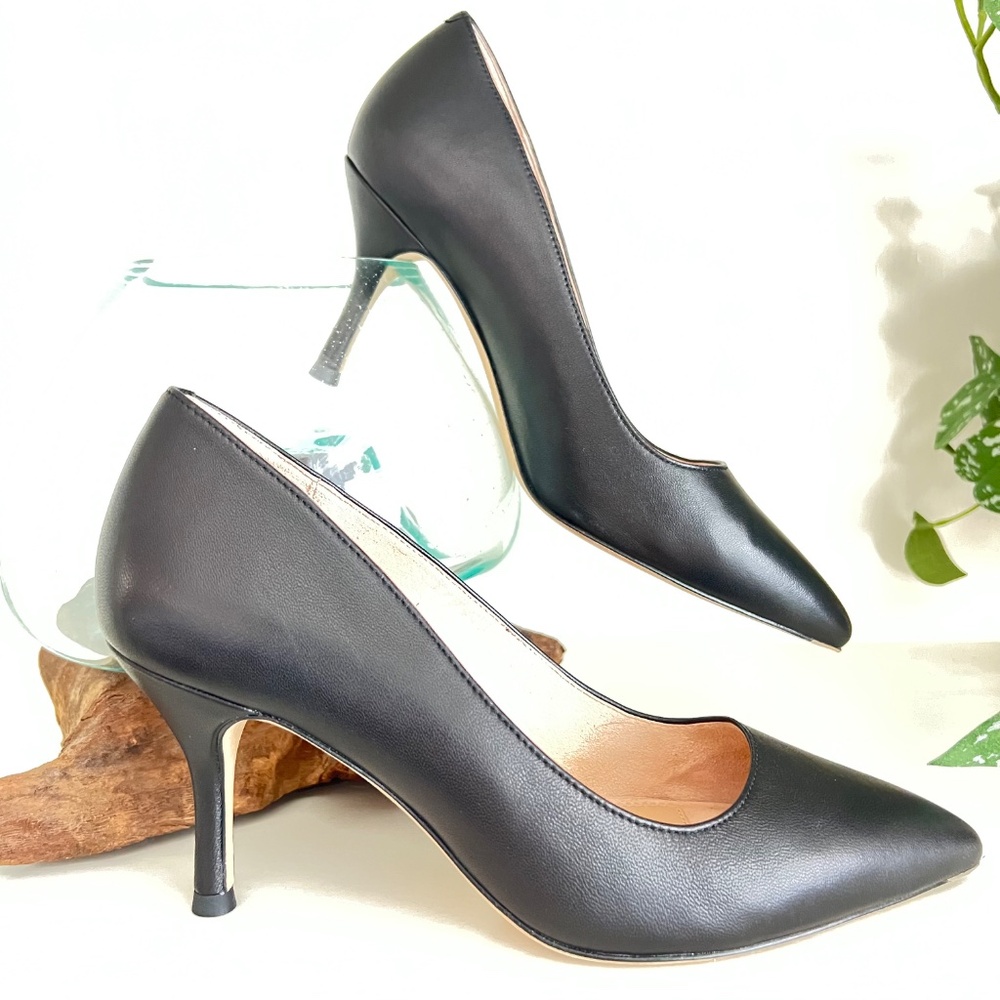 Ally NYC The Classic Pump - Picture 3 of 10